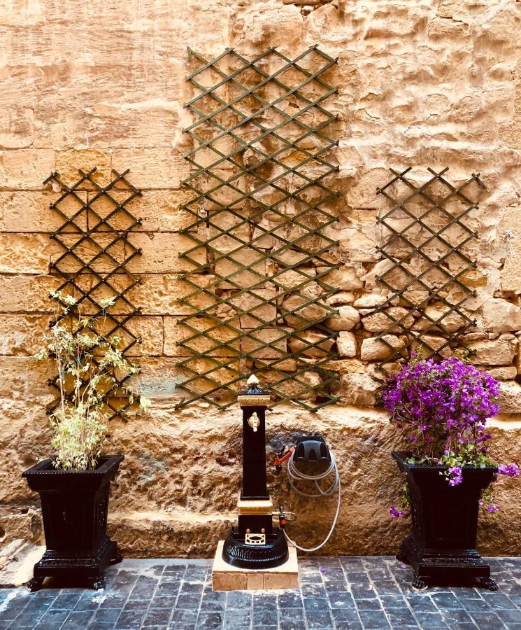 10 La Ruelle Apartment Valletta Luaran gambar